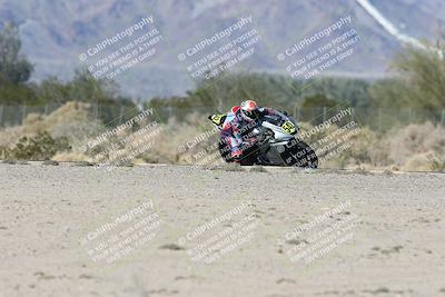 media/Dec-04-2025-Racers Edge (Thu) [[5ebc9f124d]]/3-B Group/1-Session 1 (Turn 7)/